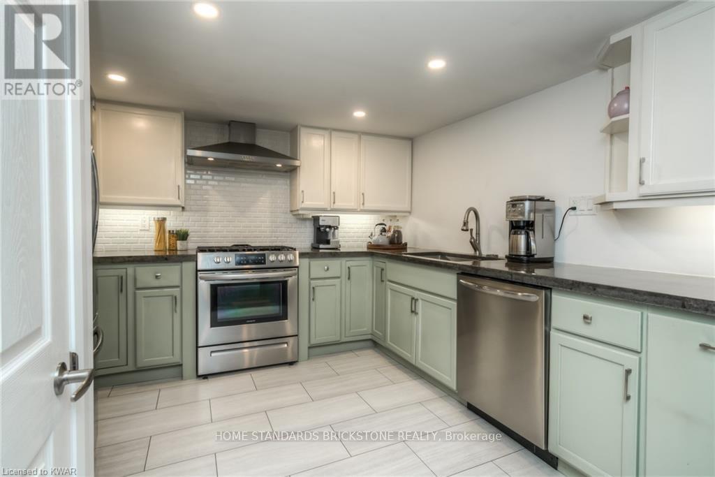 261 Fountain Street N, Cambridge, Ontario  N3H 1H7 - Photo 12 - X12217773