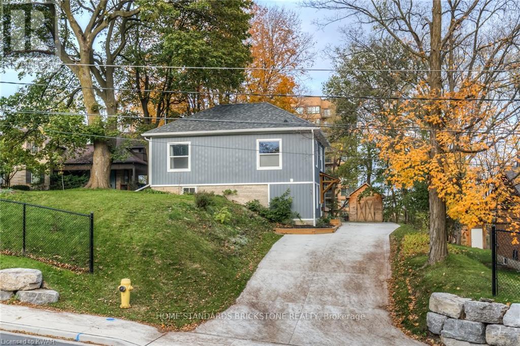261 Fountain Street N, Cambridge, Ontario  N3H 1H7 - Photo 2 - X12217773