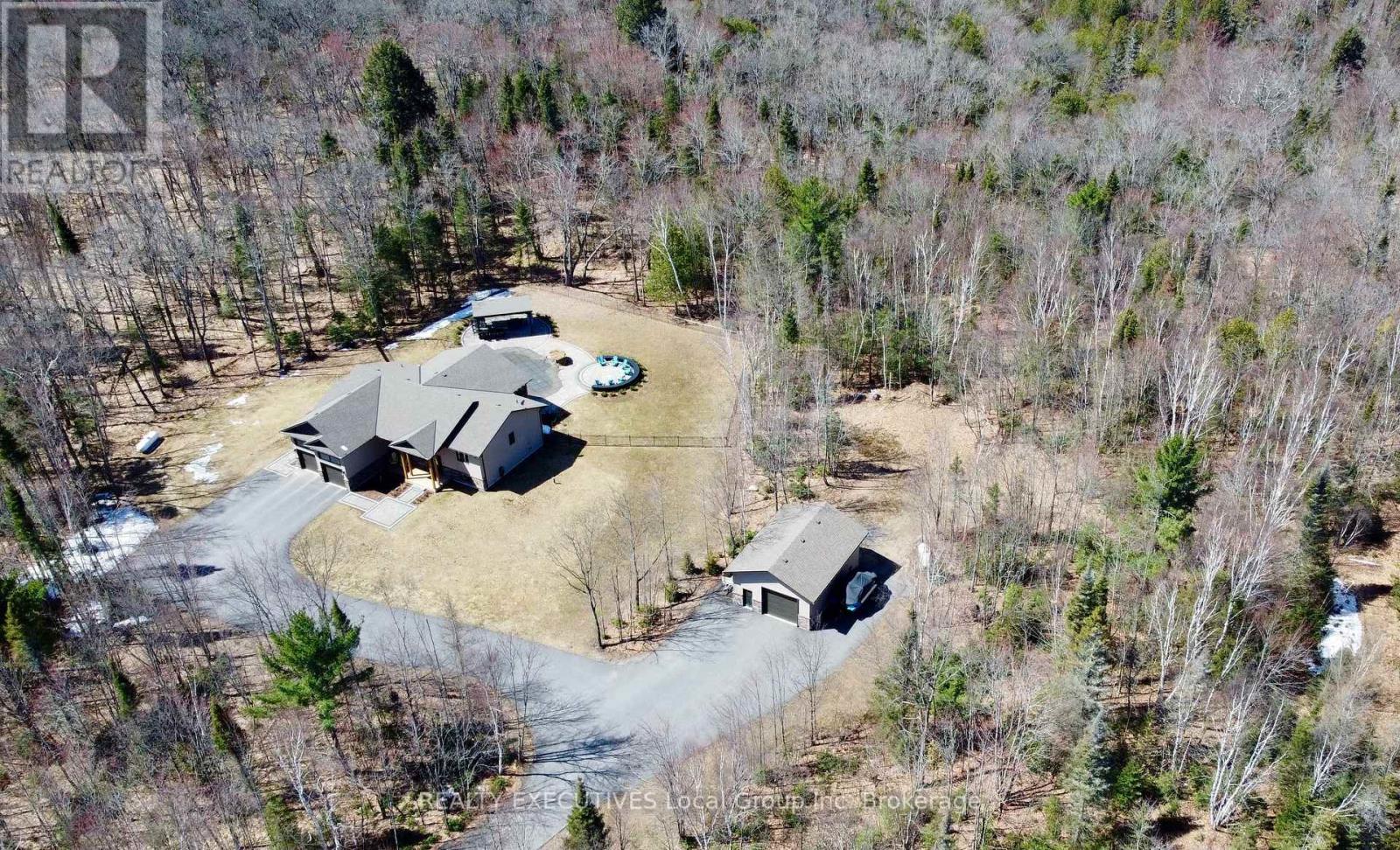 135 Hillside Lake Road, North Bay, Ontario  P1B 8G2 - Photo 34 - X12126712