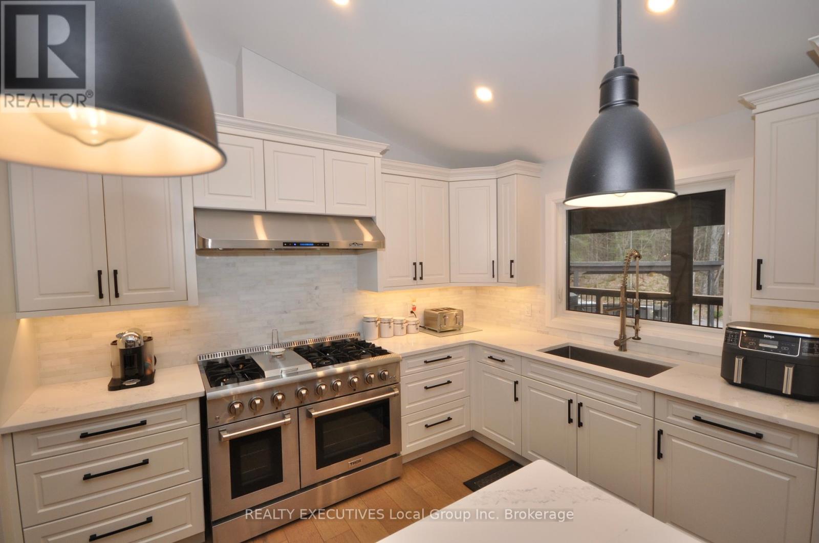 135 Hillside Lake Road, North Bay, Ontario  P1B 8G2 - Photo 4 - X12126712