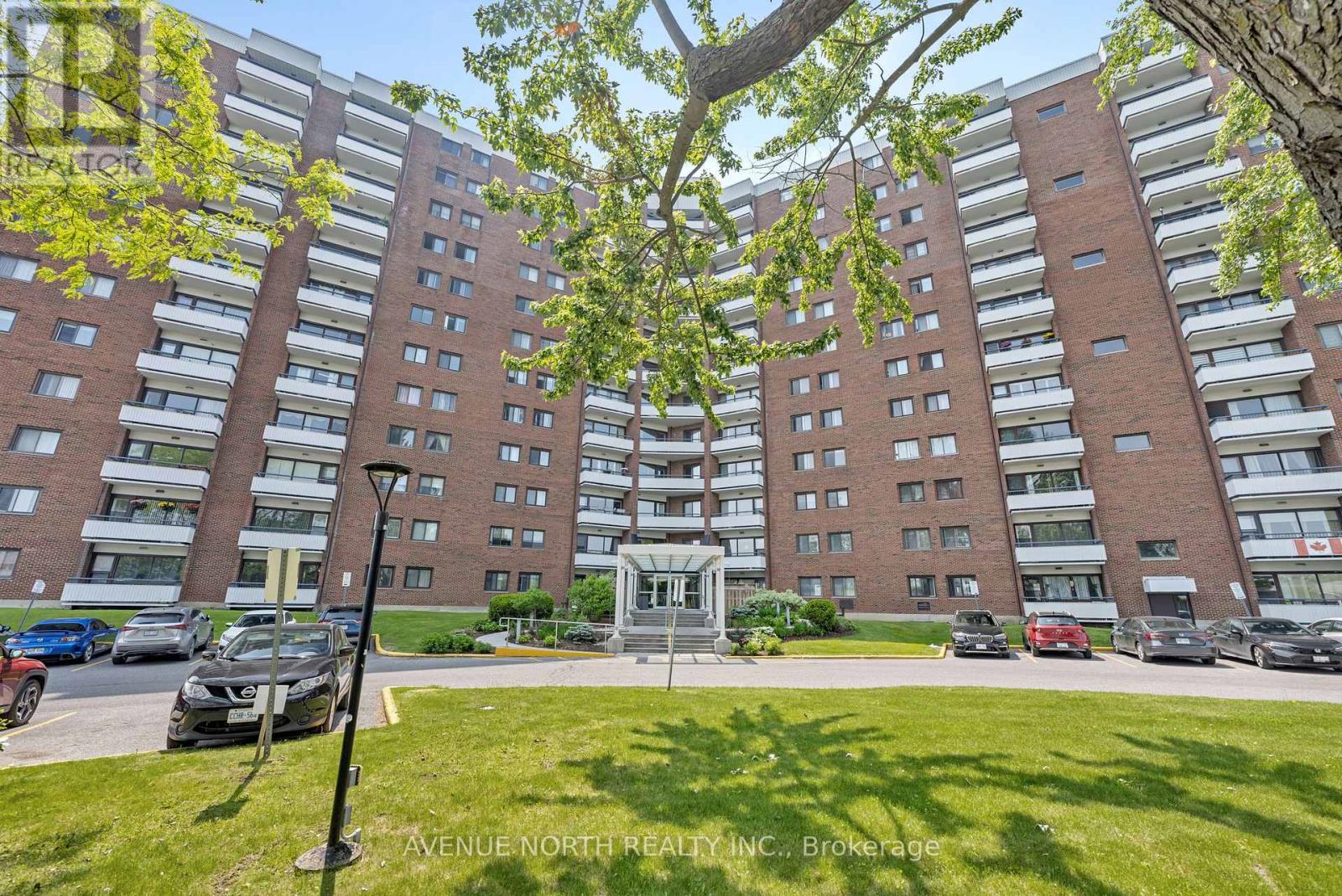 111 - 20 CHESTERTON DRIVE, Ottawa, Ontario