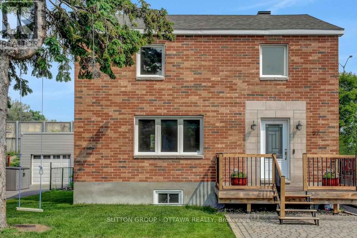 97 YOUNG STREET, Ottawa, Ontario