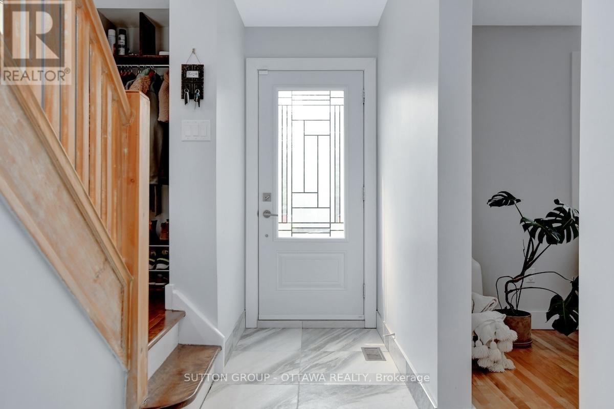 97 Young Street, Ottawa, Ontario  K1Y 3P6 - Photo 5 - X12217814