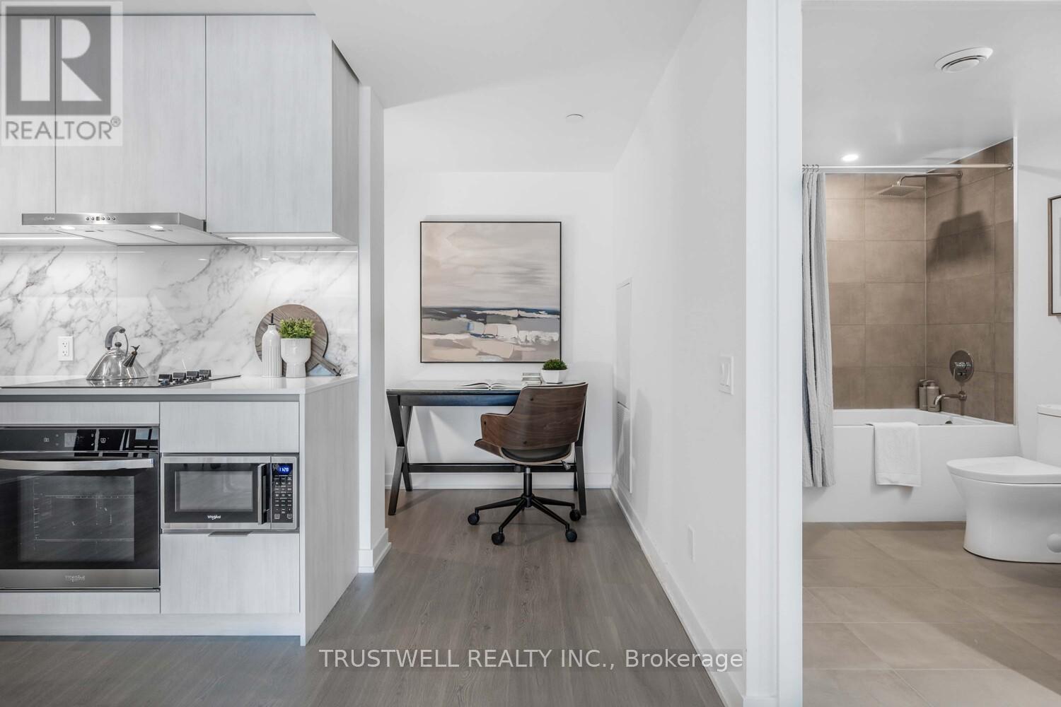 808 - 8 Wellesley Street W, Toronto, Ontario  M4Y 0J5 - Photo 13 - C12205702