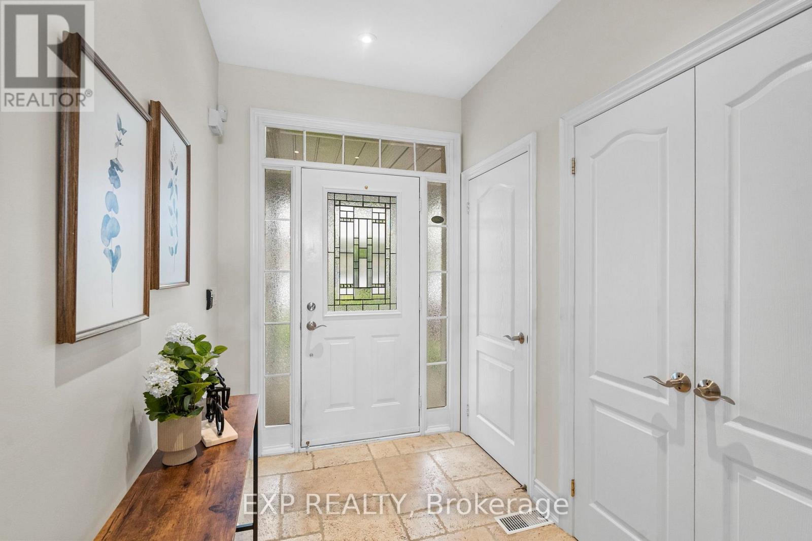 #30 - 1295 Wharf Street, Pickering, Ontario  L1W 1A2 - Photo 3 - E12215126