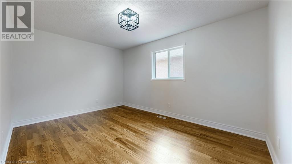 5550 Bollington Drive, Mississauga, Ontario  L5V 2H4 - Photo 24 - 40740922