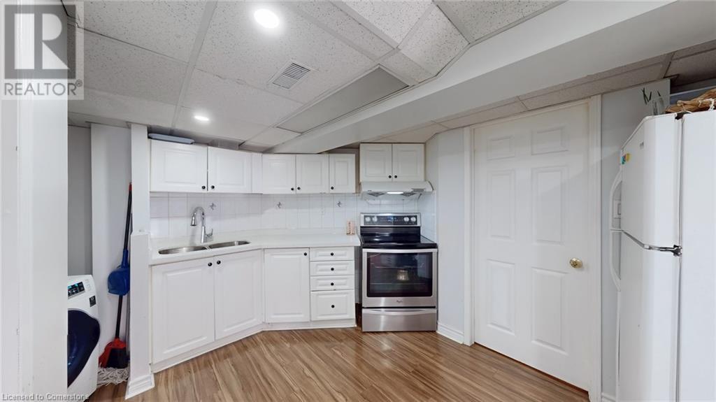5550 Bollington Drive, Mississauga, Ontario  L5V 2H4 - Photo 33 - 40740922