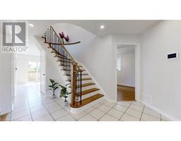 5550 BOLLINGTON Drive, Mississauga, Ontario