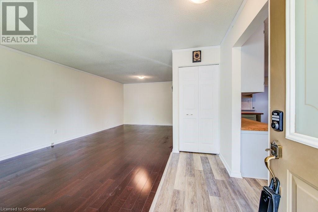 90 Blackhorne Drive Unit# Upper, Kitchener, Ontario N2E 1T4 - Photo 3 - 40735425
