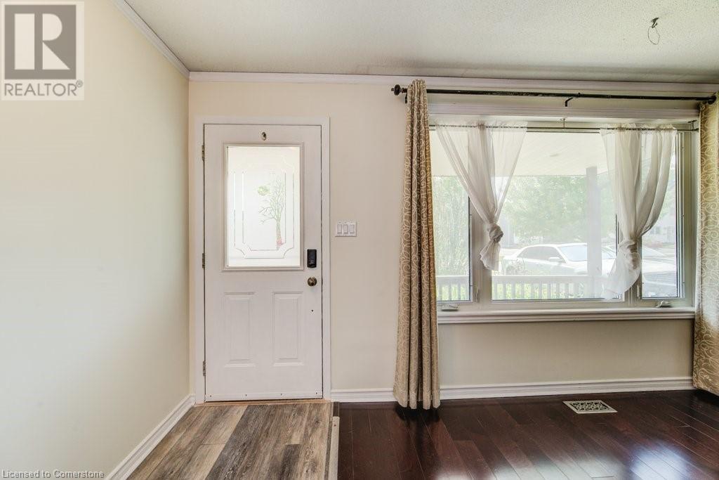 90 Blackhorne Drive Unit# Upper, Kitchener, Ontario N2E 1T4 - Photo 4 - 40735425