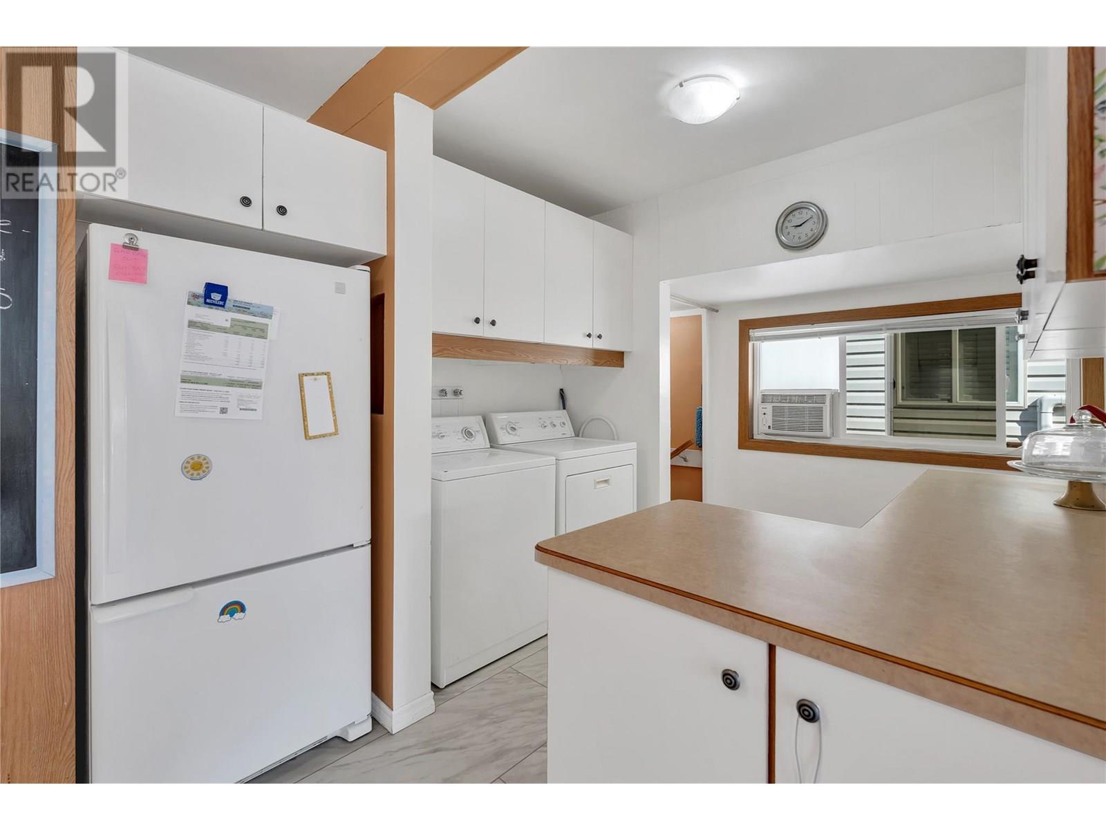 616 Burns Street, Penticton, British Columbia  V2A 4X3 - Photo 12 - 10352091