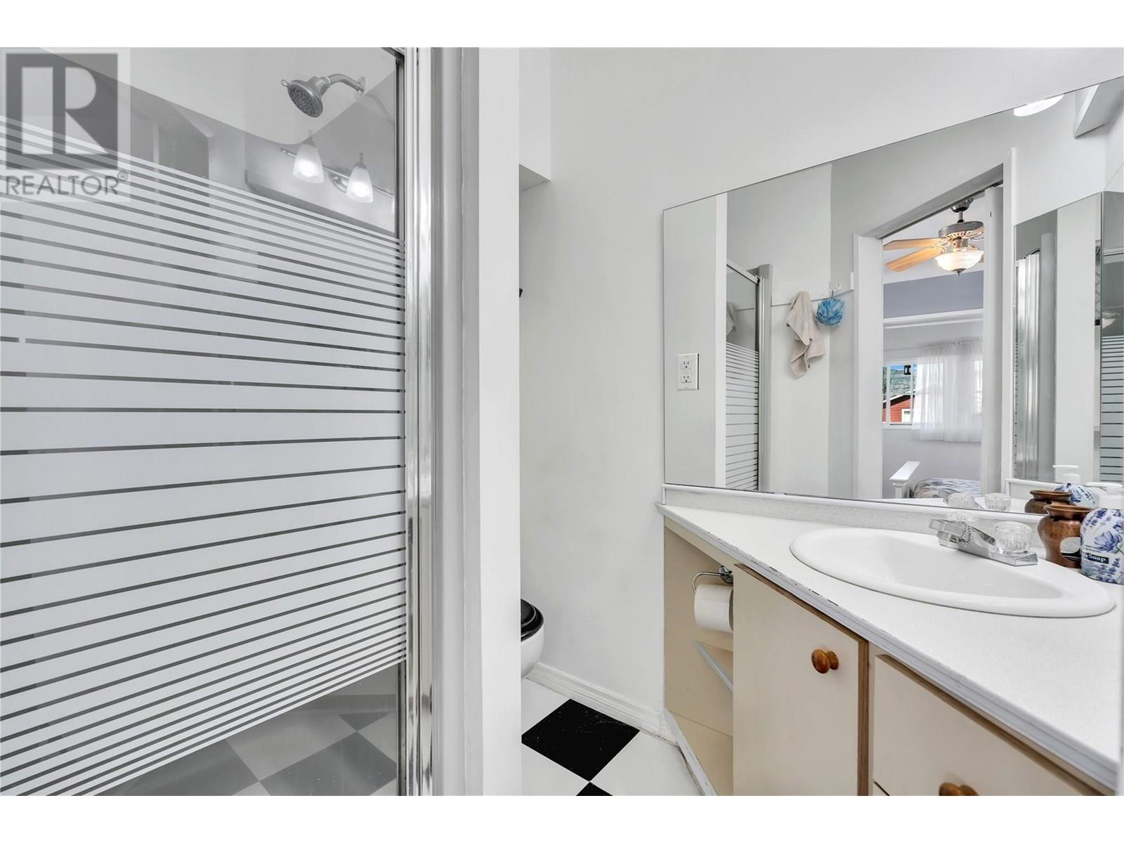 616 Burns Street, Penticton, British Columbia  V2A 4X3 - Photo 17 - 10352091