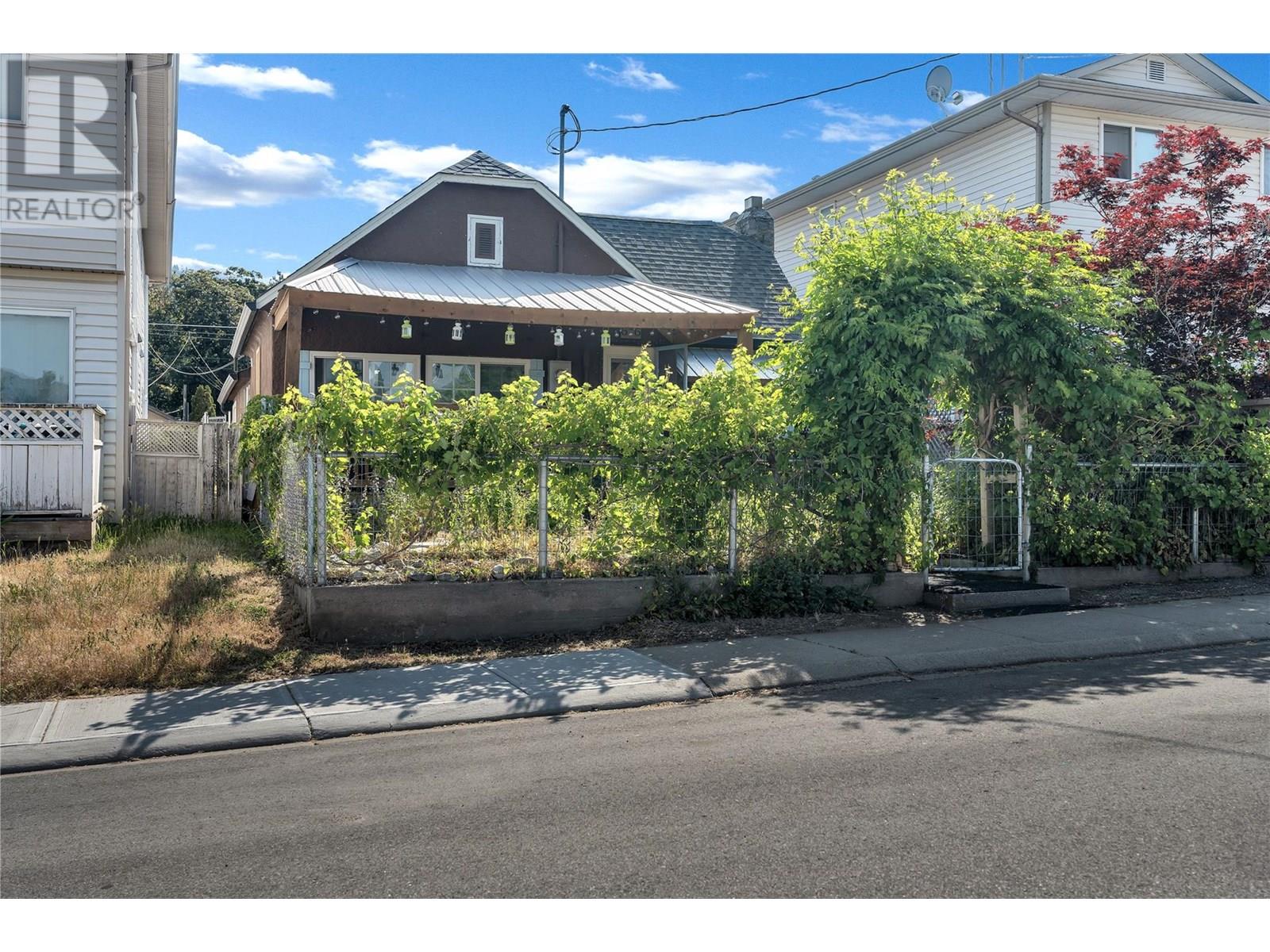 616 Burns Street, Penticton, British Columbia  V2A 4X3 - Photo 37 - 10352091