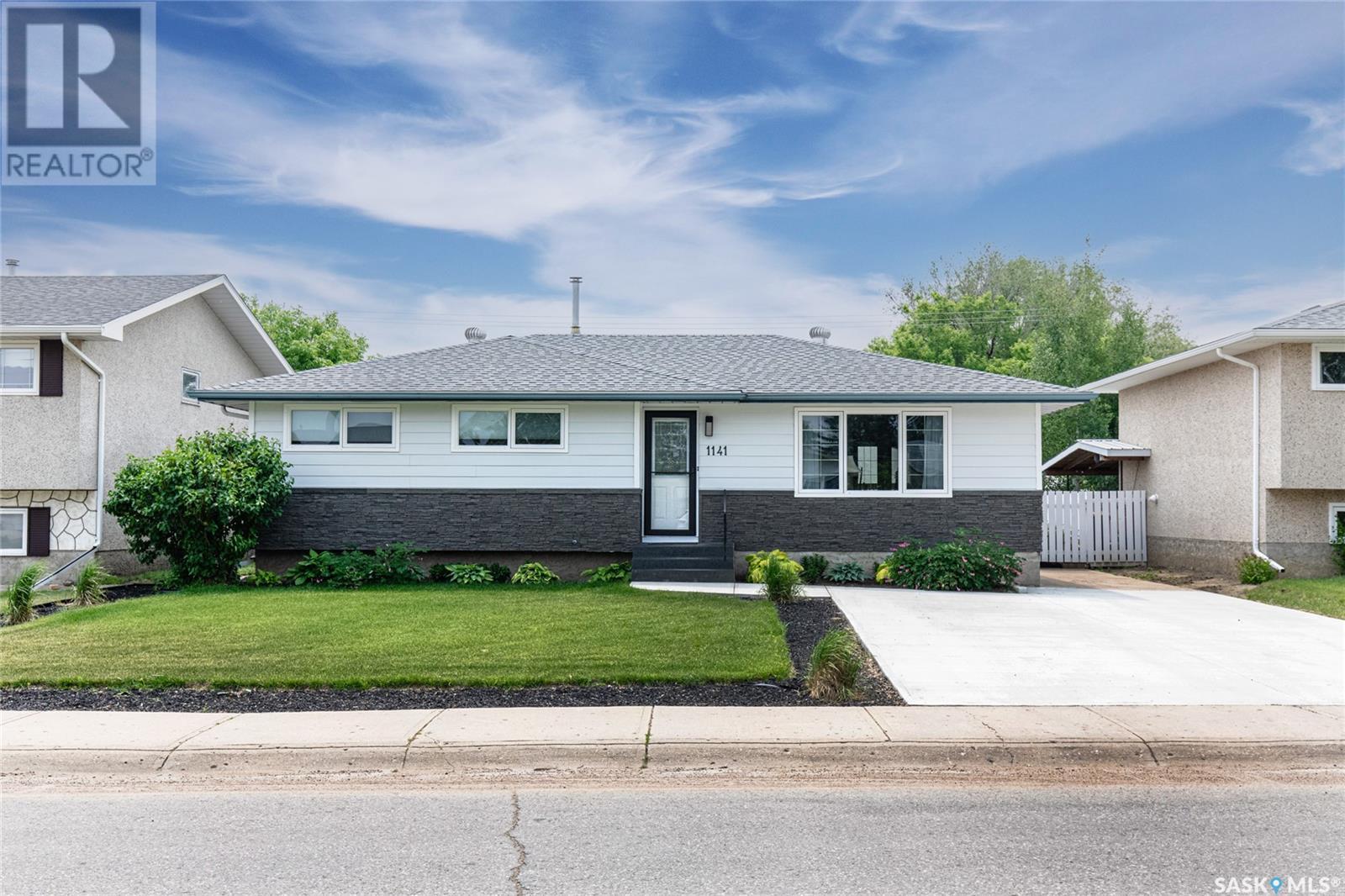1141 Warner Street, Moose Jaw, Saskatchewan  S6H 6J8 - Photo 43 - SK009338