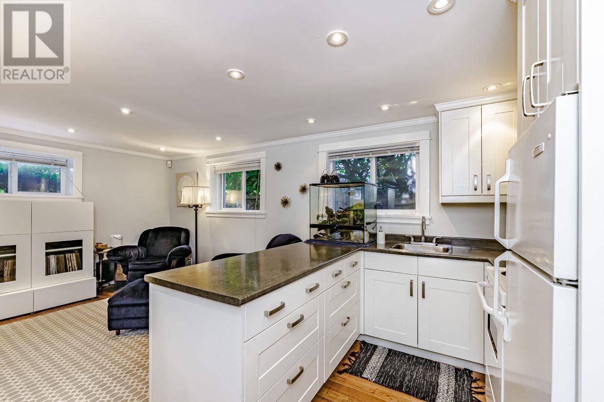 1104 Edinburgh Street, New Westminster, British Columbia  V3M 2V7 - Photo 21 - R3015106