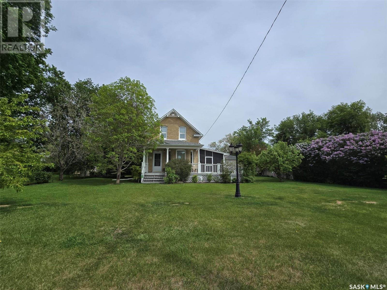 353 6th AVENUE, Broadview, Saskatchewan