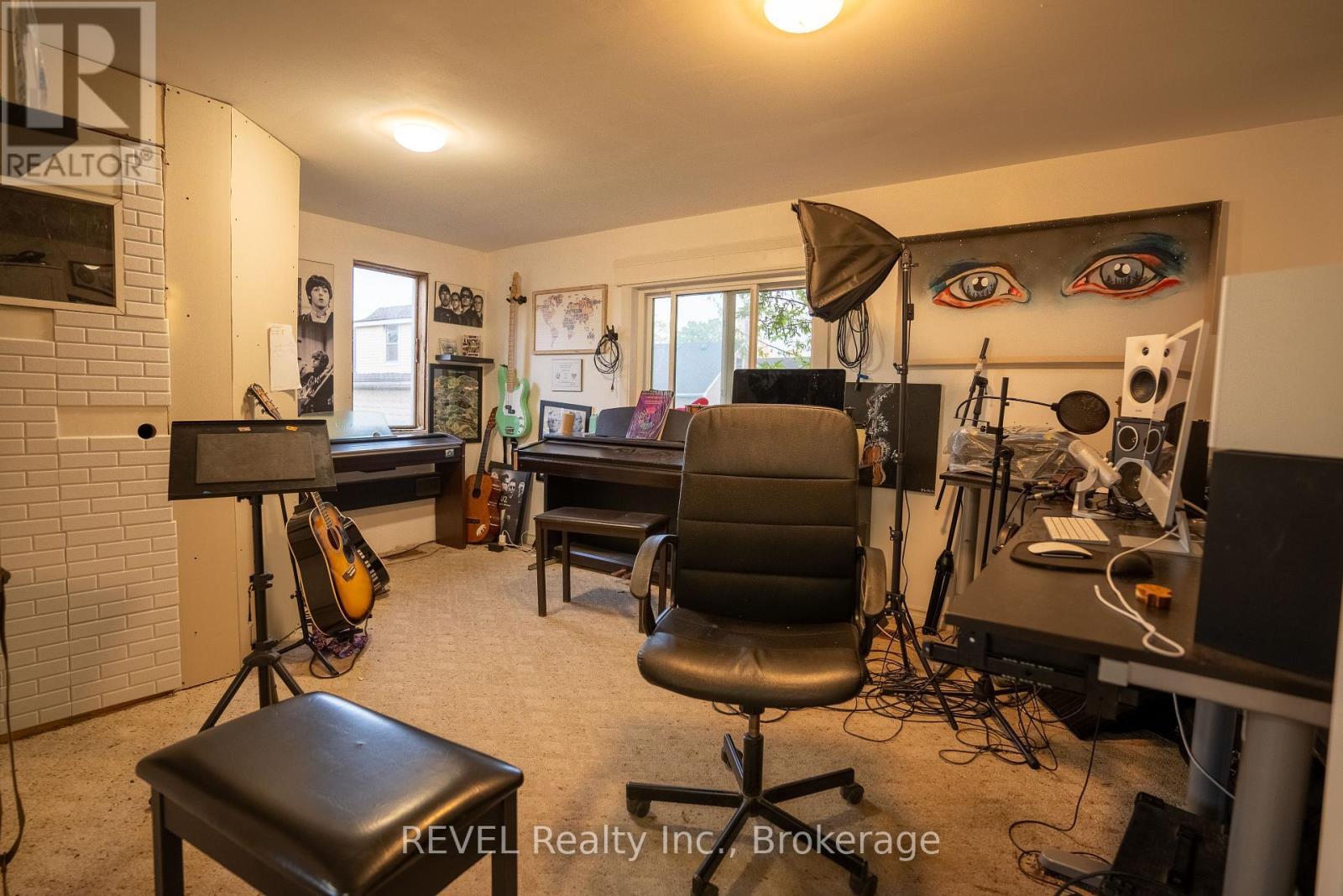 5685 Temperance Avenue, Niagara Falls, Ontario  L2G 4A6 - Photo 29 - X12146497