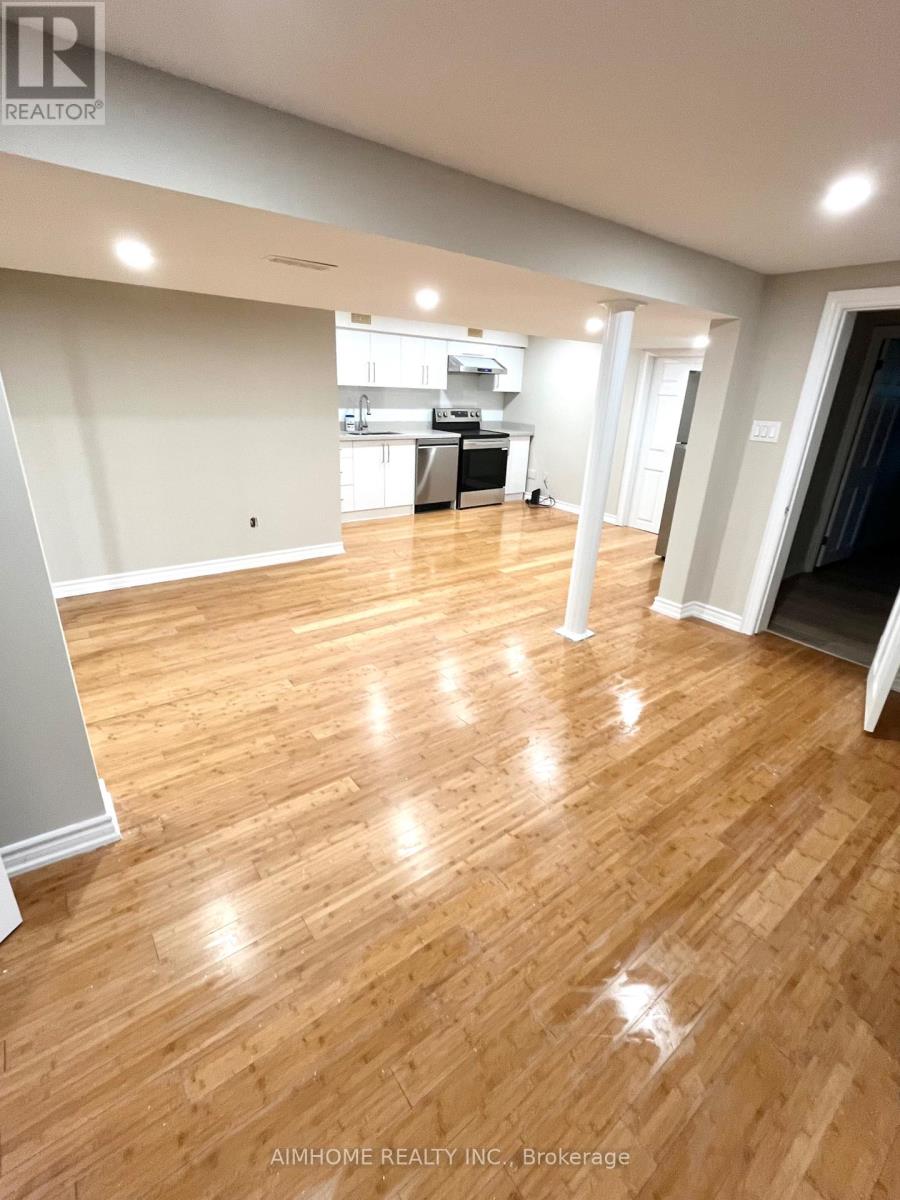 (Lower) - 5 Cloebury Court, Toronto, Ontario  M2R 1V7 - Photo 17 - C12214096