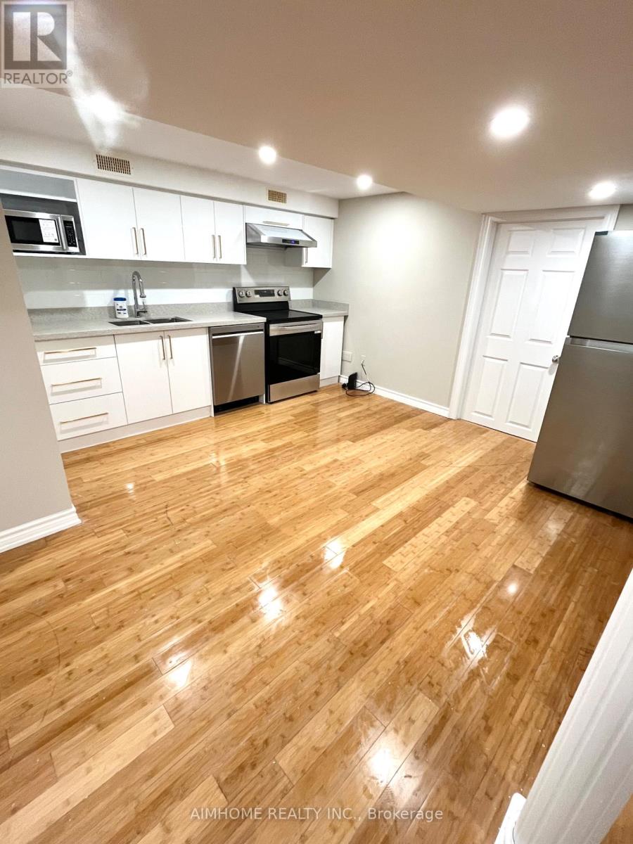 (Lower) - 5 Cloebury Court, Toronto, Ontario  M2R 1V7 - Photo 19 - C12214096