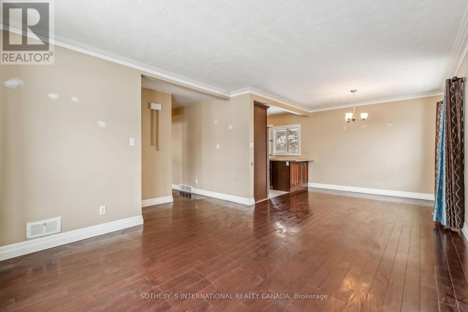 118 Queen Street, Newmarket, Ontario  L3Y 2E8 - Photo 14 - N12027096