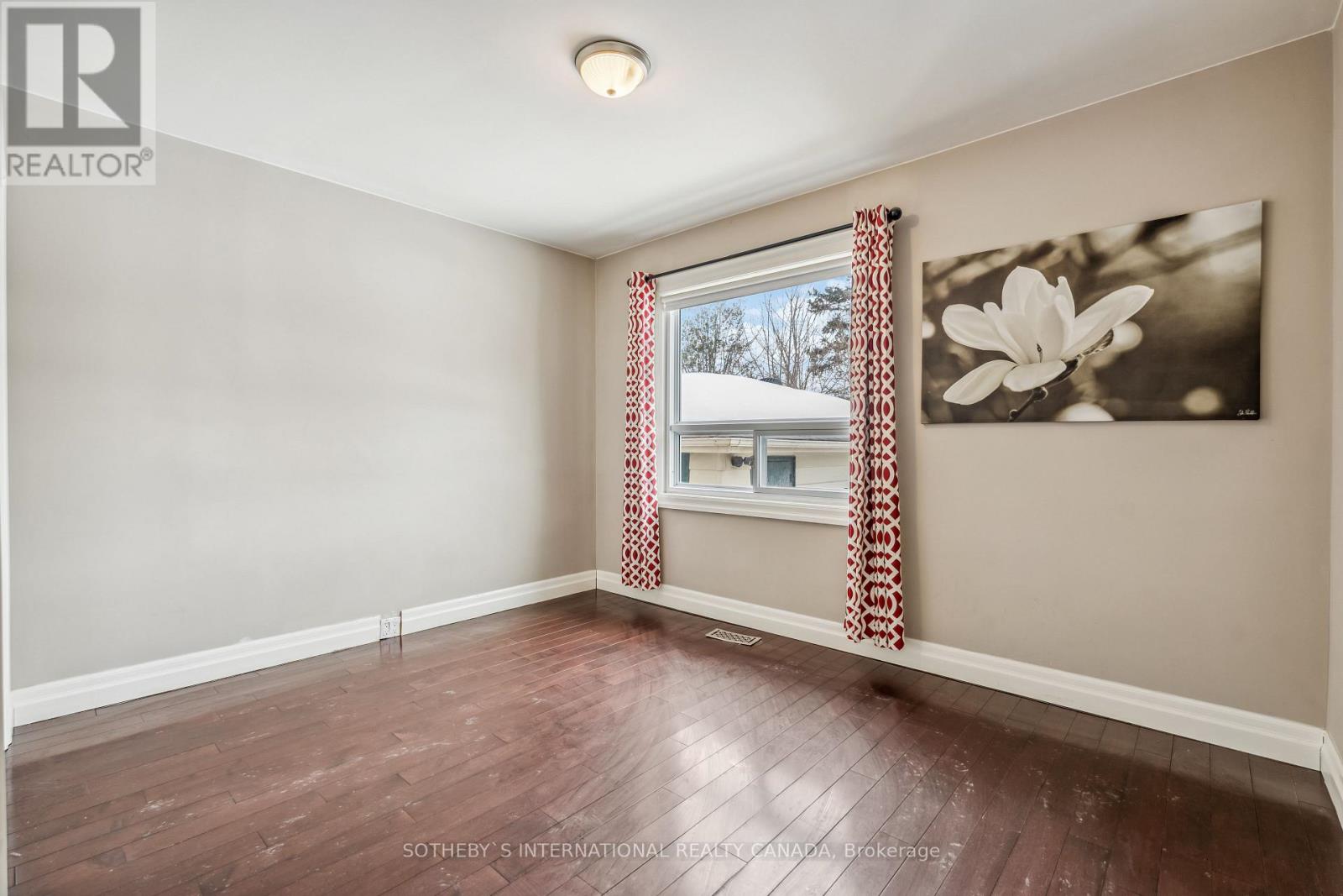 118 Queen Street, Newmarket, Ontario  L3Y 2E8 - Photo 23 - N12027096