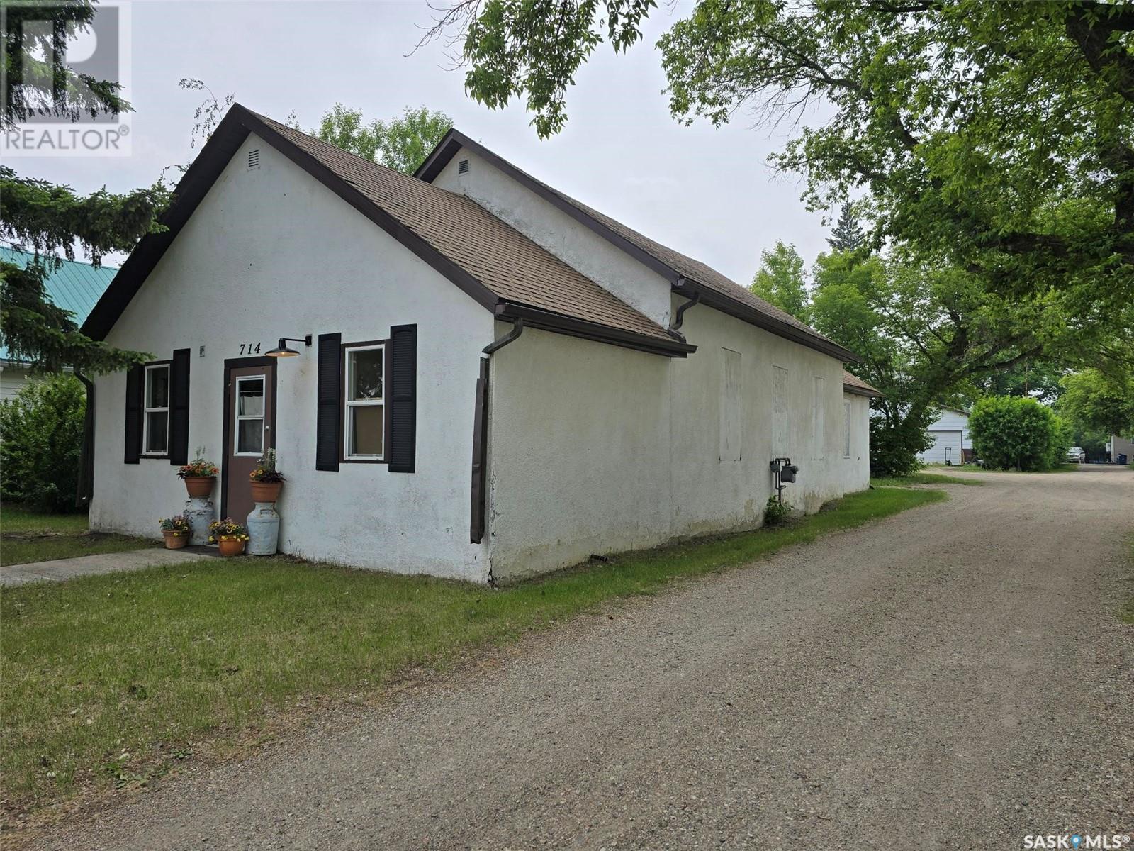 714 Anderson Street, Grenfell, Saskatchewan  S0G 2B0 - Photo 2 - SK003418