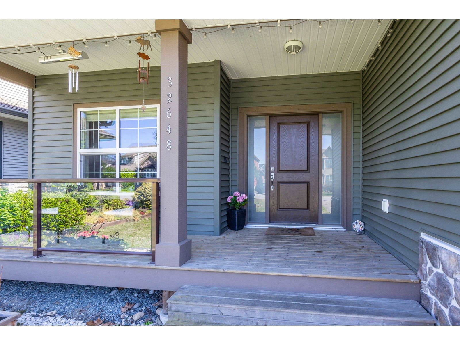 32648 Lissimore Avenue, Mission, British Columbia  V2V 0C4 - Photo 3 - R3012893