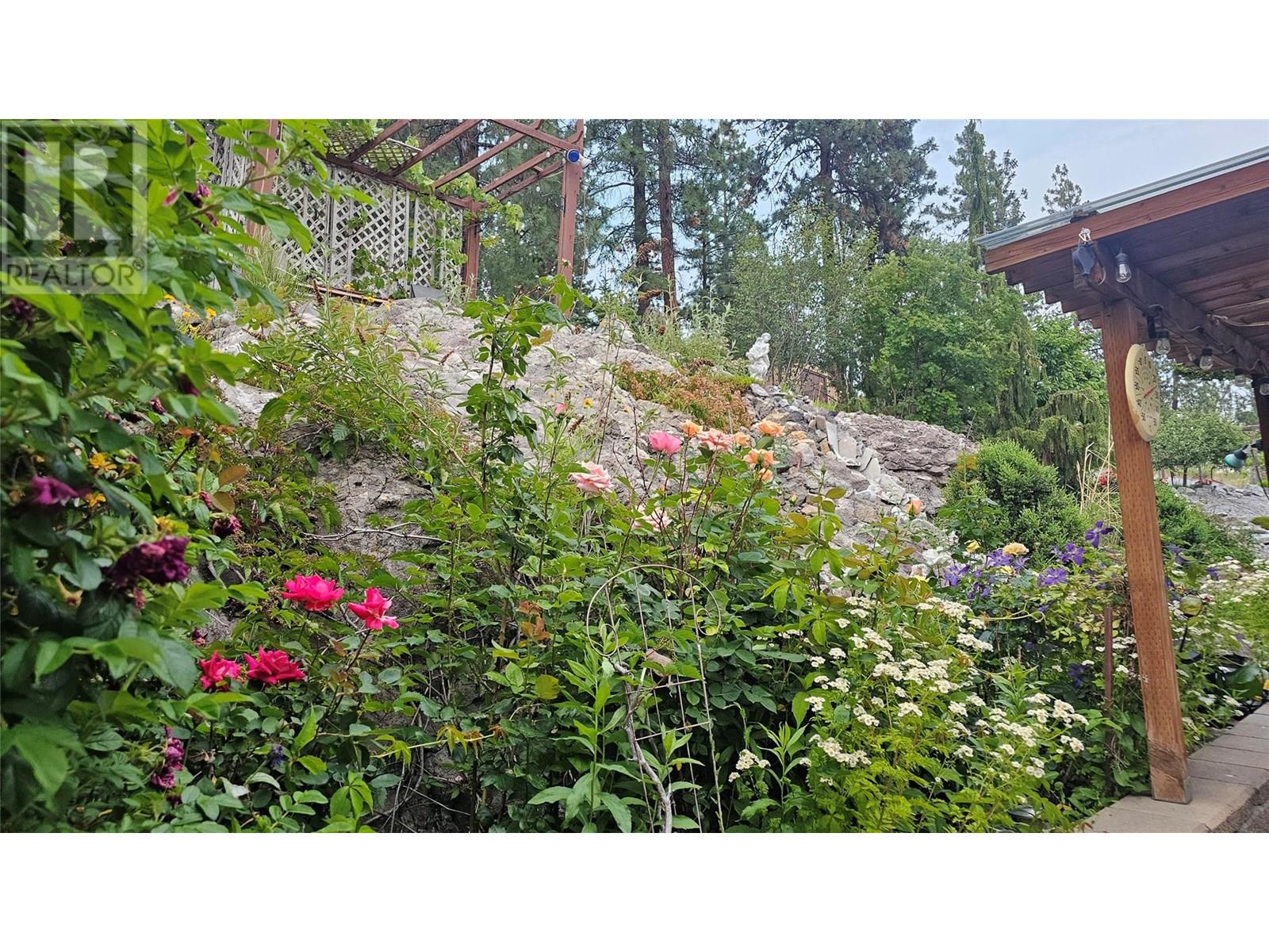 1056 Caledonia Way, West Kelowna, British Columbia  V1Z 3N7 - Photo 45 - 10351376