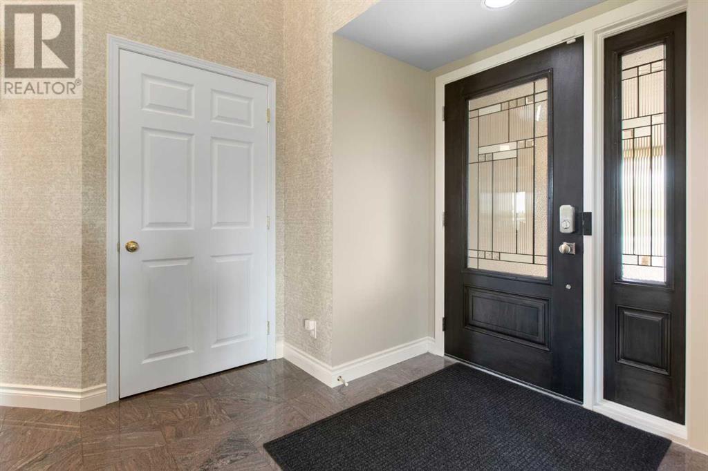 Property at 33 LAKESIDE GREENS CLOSE image 3