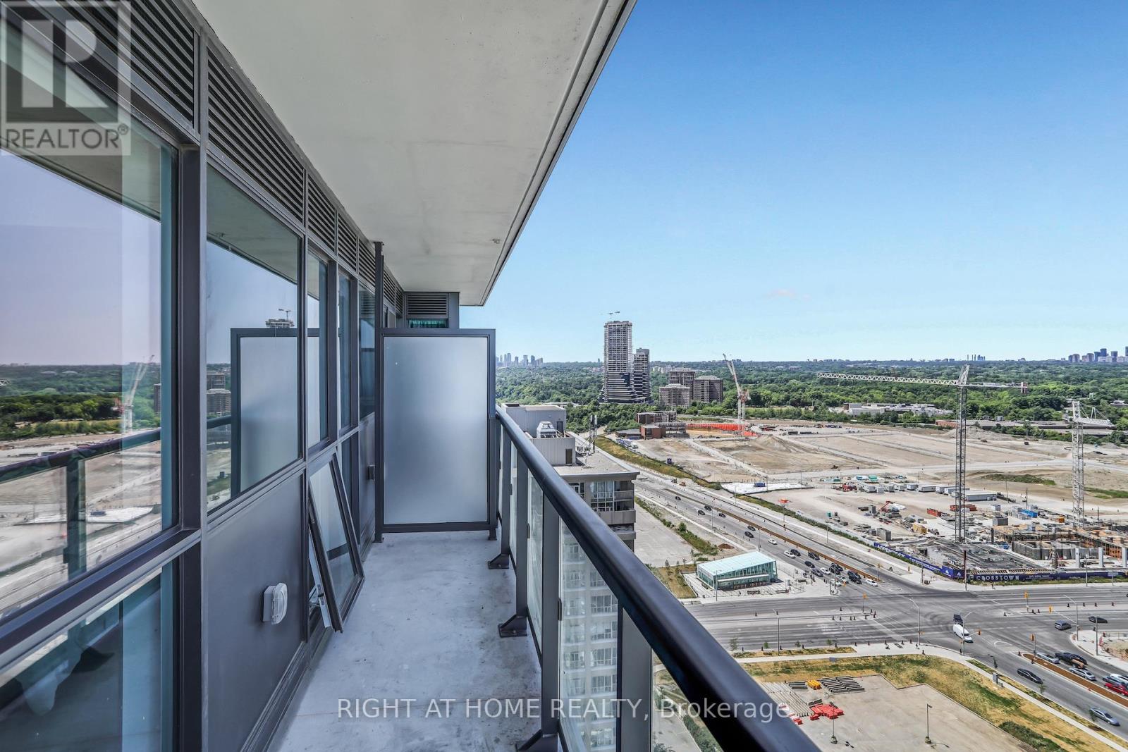 Lp 2804 - 2 Sonic Way Ne, Toronto, Ontario  M3C 0P2 - Photo 18 - C12217791