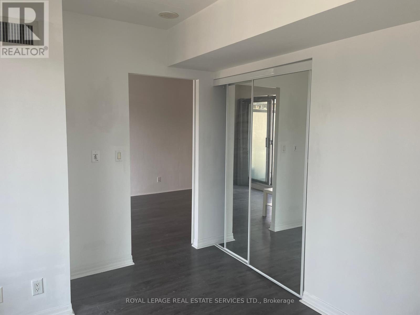 1204 - 22 Wellesley Street E, Toronto (Church-Yonge Corridor), Ontario  M4Y 1G3 - Photo 10 - C12217802