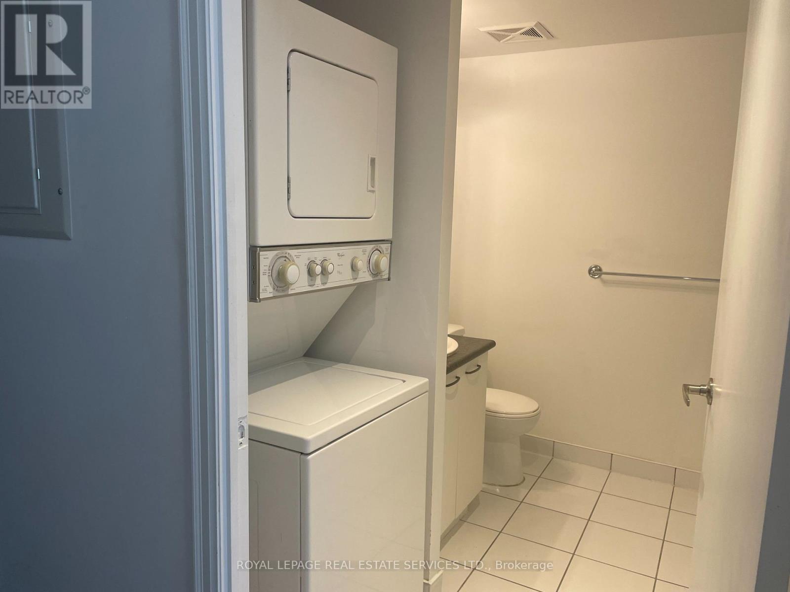 1204 - 22 Wellesley Street E, Toronto (Church-Yonge Corridor), Ontario  M4Y 1G3 - Photo 12 - C12217802