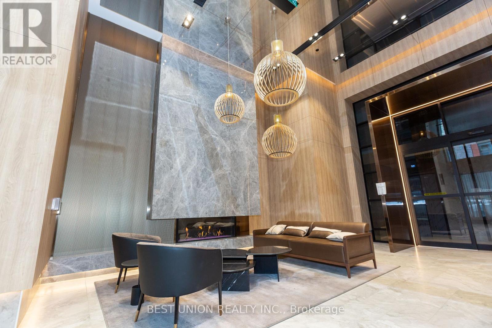 4816 - 252 Church Street E, Toronto (Church-Yonge Corridor), Ontario  M5B 1Z2 - Photo 2 - C12217807