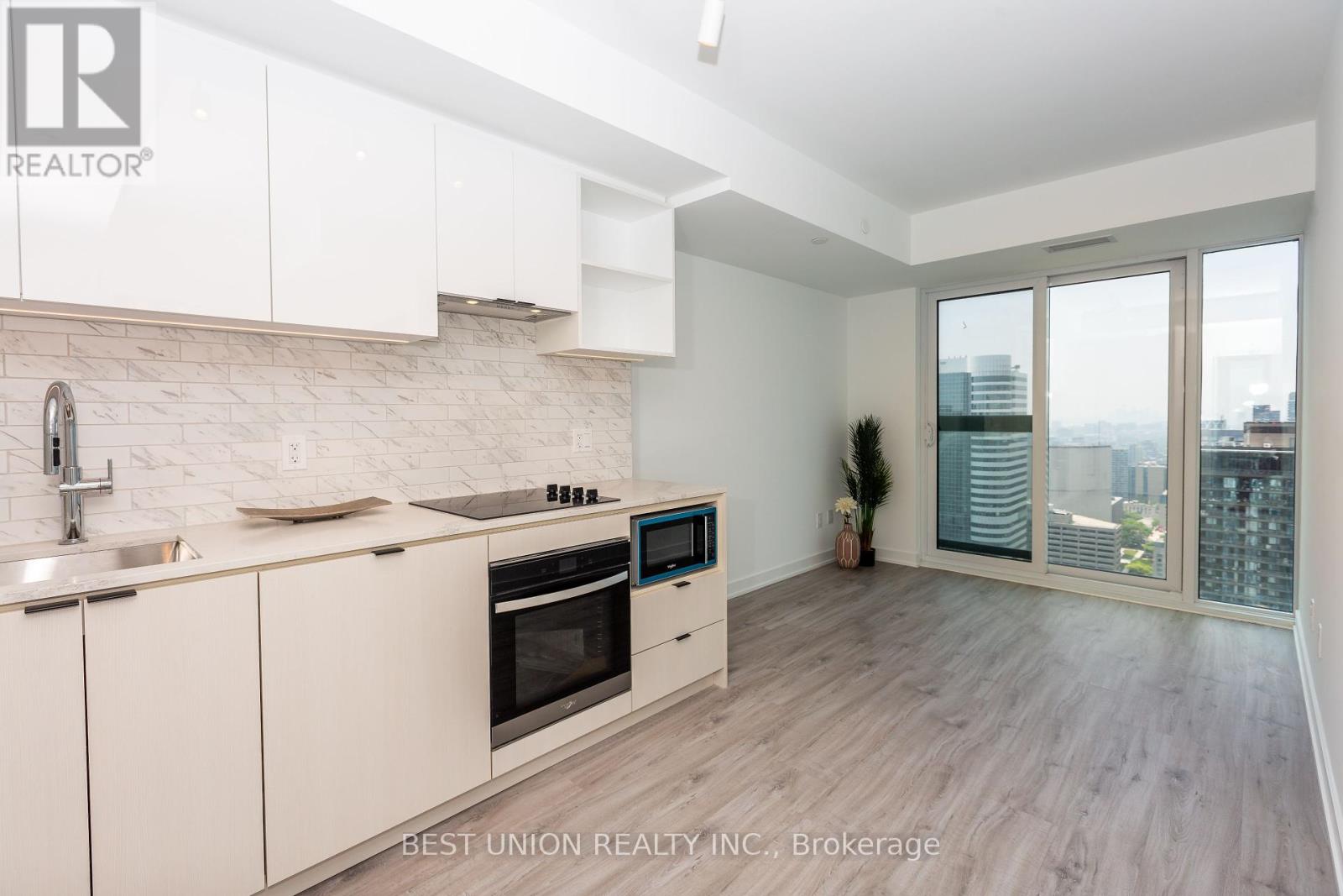 4816 - 252 Church Street E, Toronto (Church-Yonge Corridor), Ontario  M5B 1Z2 - Photo 4 - C12217807