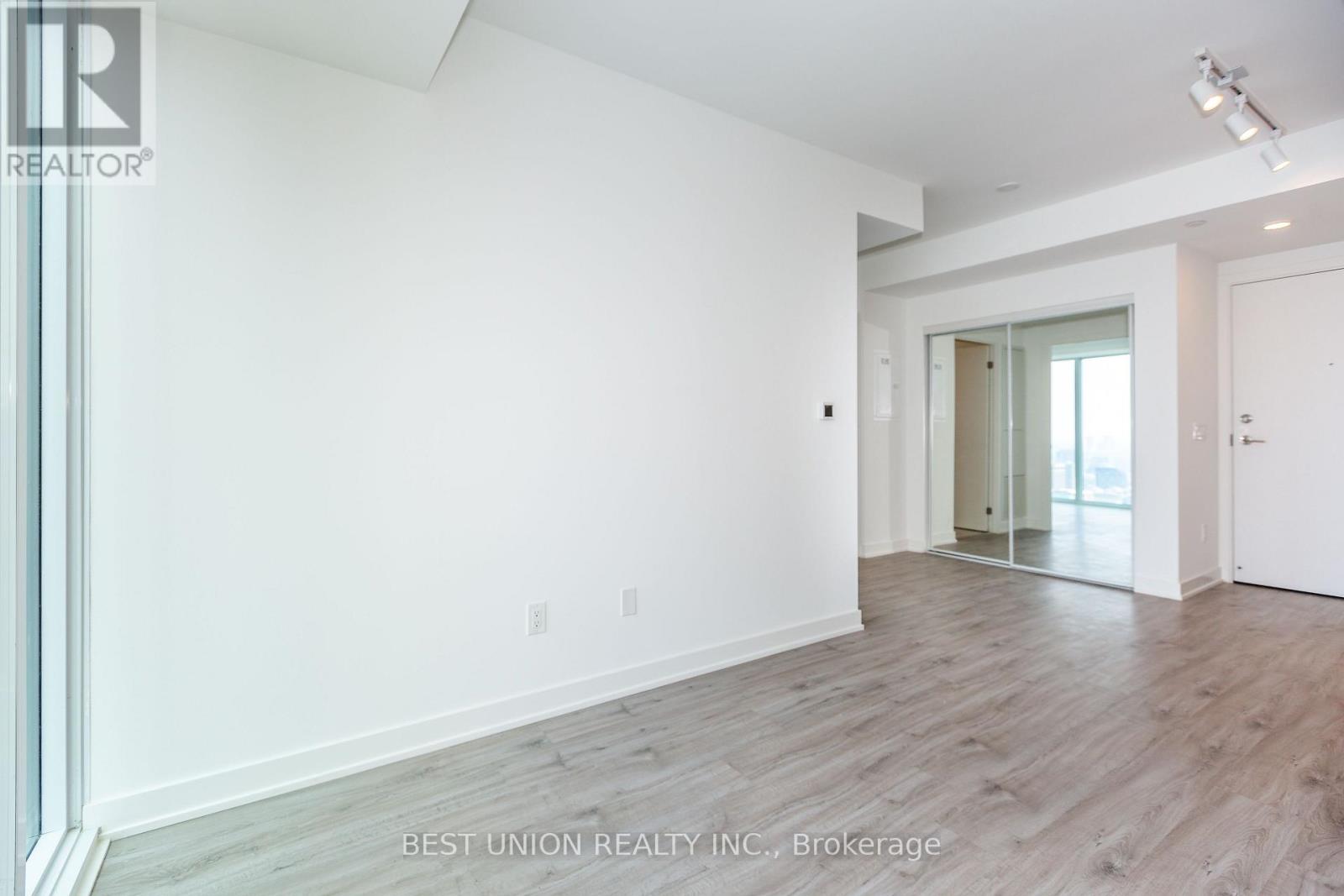 4816 - 252 Church Street E, Toronto (Church-Yonge Corridor), Ontario  M5B 1Z2 - Photo 9 - C12217807