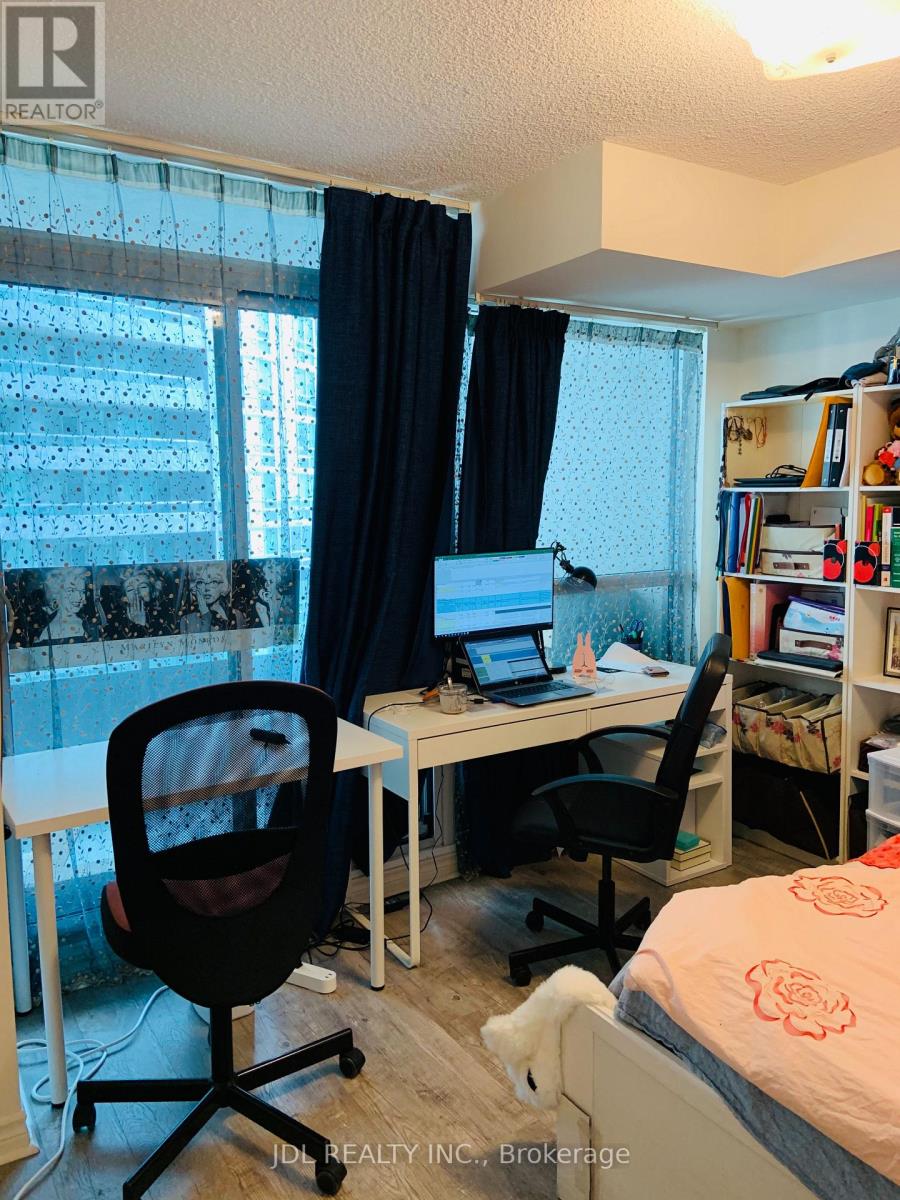 1001 - 25 Lower Simcoe Street, Toronto (Waterfront Communities), Ontario  M5J 3A1 - Photo 8 - C12217816