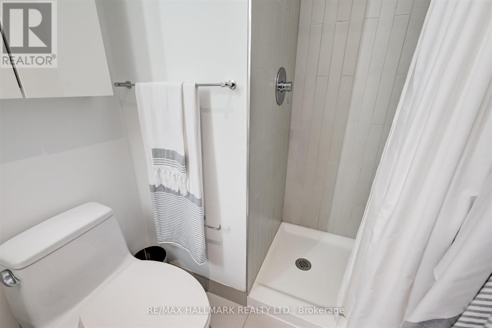 406 - 25 Oxley Street, Toronto (Waterfront Communities), Ontario  M5V 2J5 - Photo 23 - C12217824