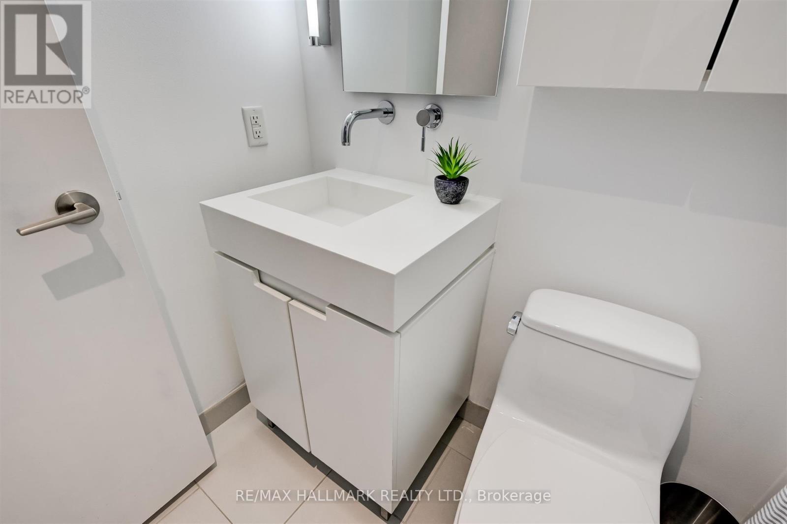 406 - 25 Oxley Street, Toronto (Waterfront Communities), Ontario  M5V 2J5 - Photo 24 - C12217824