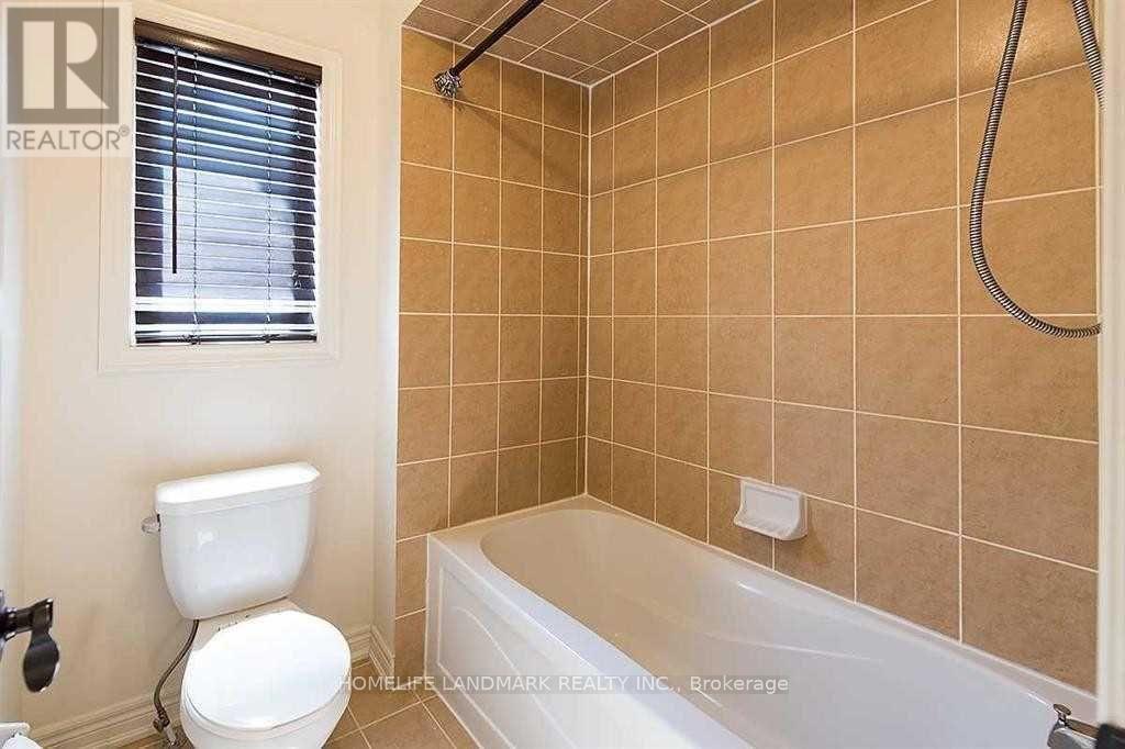 Upper - 221 Tonner Crescent, Aurora, Ontario  L4G 7T6 - Photo 26 - N12217810