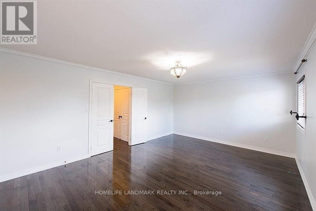 Upper - 221 Tonner Crescent, Aurora, Ontario  L4G 7T6 - Photo 29 - N12217810