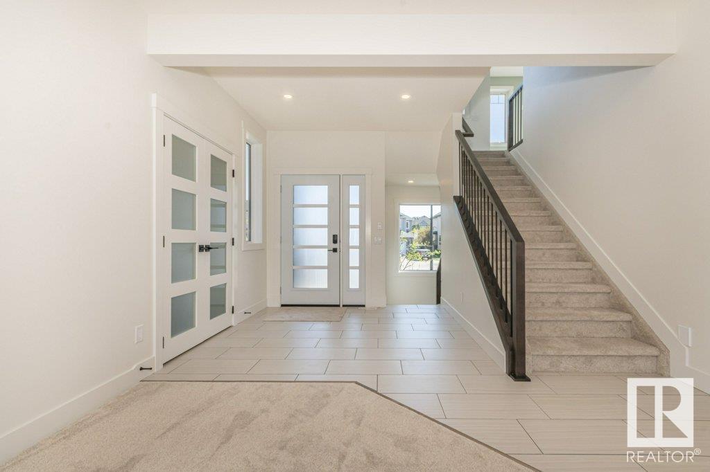 Property at 5512 ETOILE CO image 2