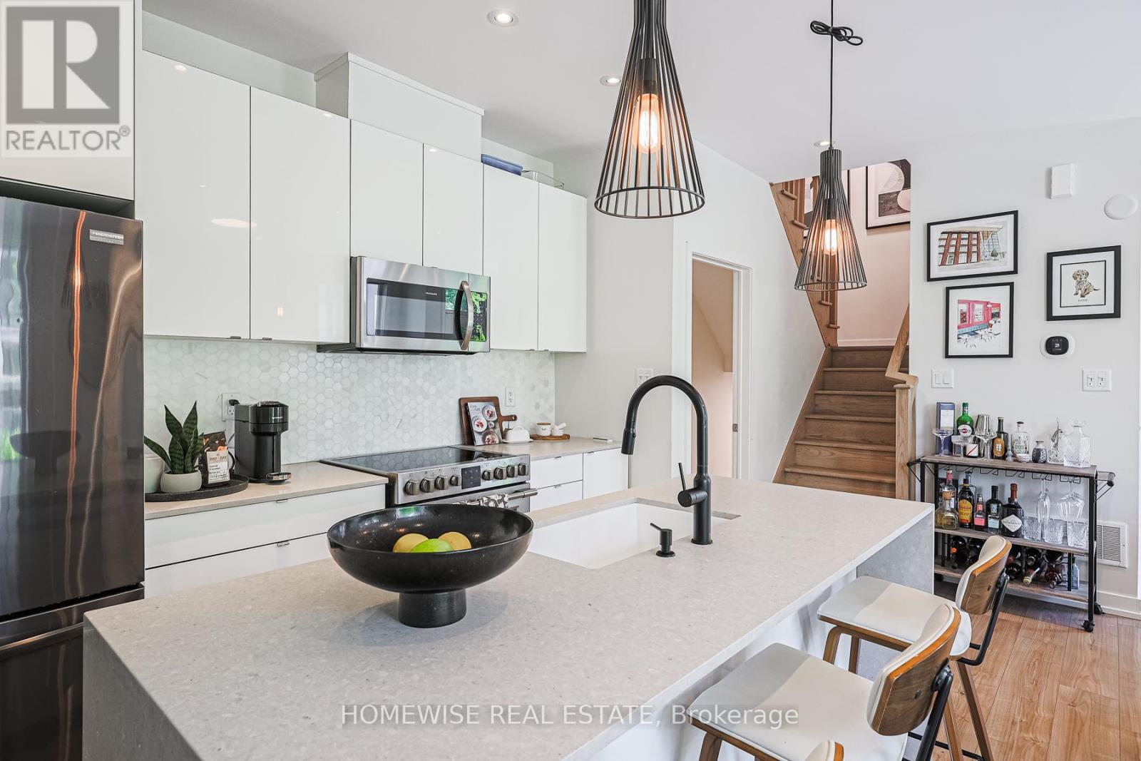 Th3 - 39 Florence Street, Toronto (Little Portugal), Ontario  M6K 1P4 - Photo 6 - C12217514