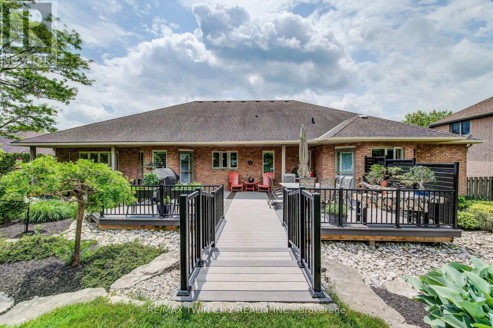 48 Peter Street, Wellesley, Ontario  N0B 2M0 - Photo 46 - X12217600