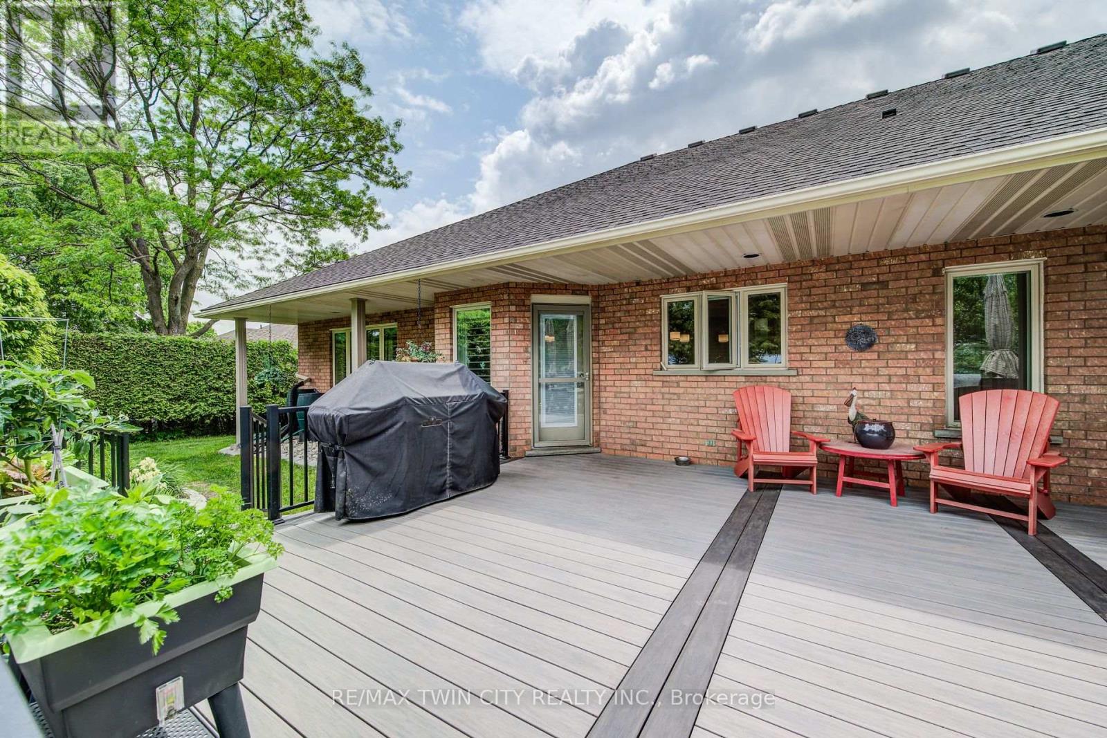 48 Peter Street, Wellesley, Ontario  N0B 2M0 - Photo 47 - X12217600