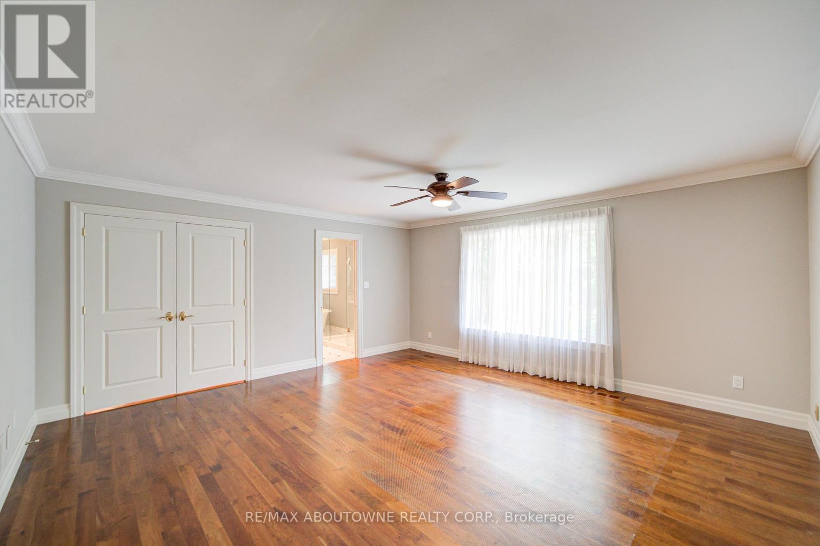 1470 Caulder Drive, Oakville, Ontario  L6J 5S9 - Photo 24 - W12217792