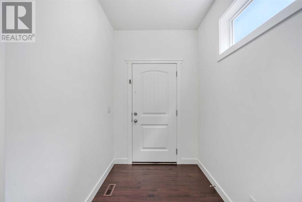 Property at 56 Mahogany Park SE image 3