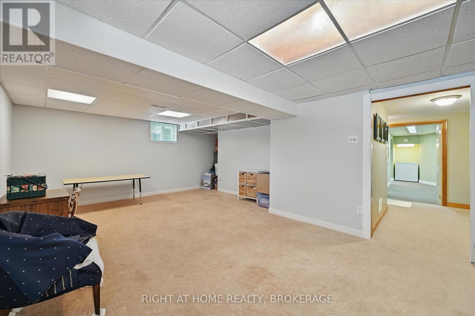 253 Nakoma Road, Hamilton, Ontario  L9G 1S8 - Photo 24 - X12217815