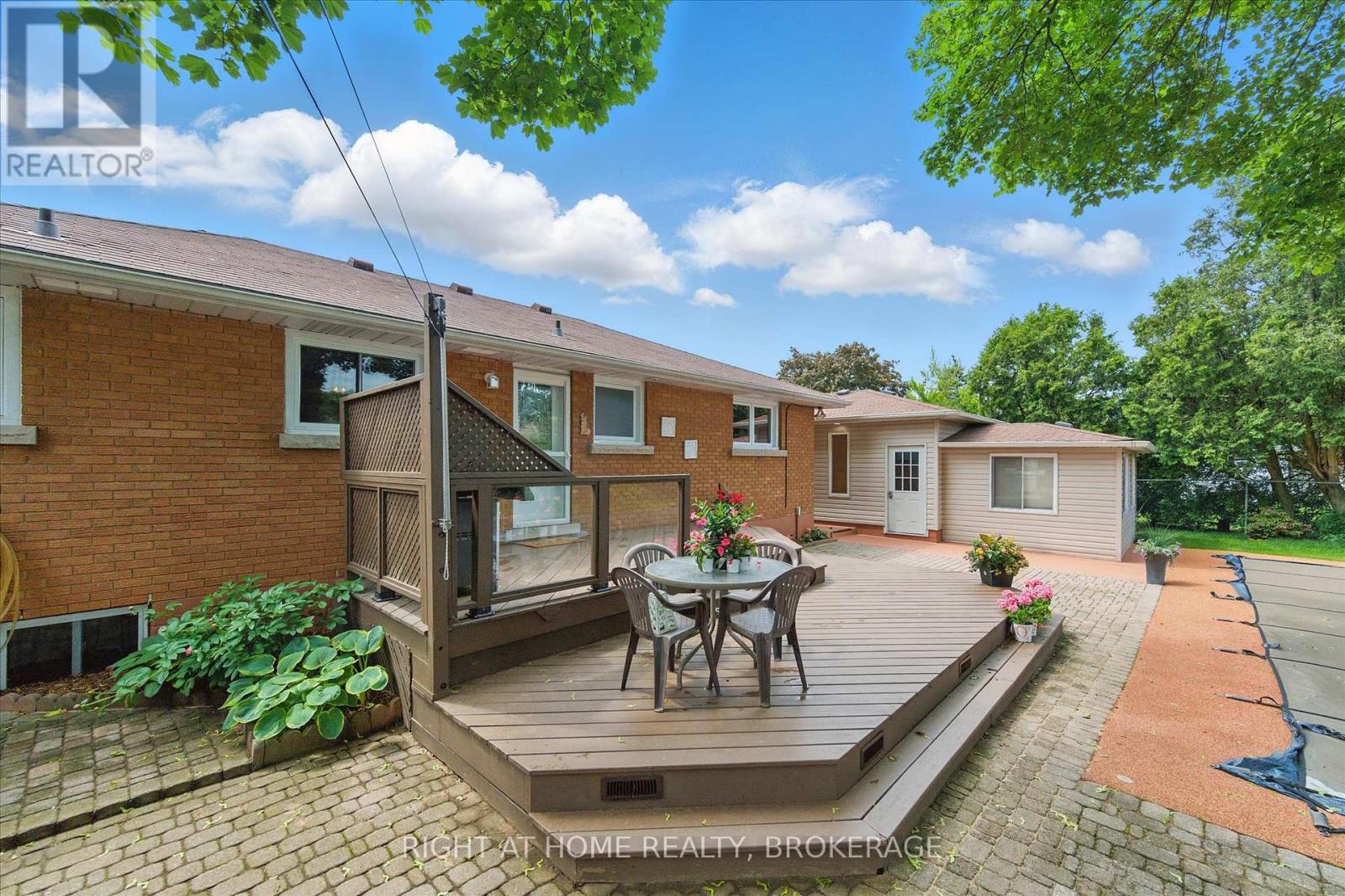 253 Nakoma Road, Hamilton, Ontario  L9G 1S8 - Photo 37 - X12217815