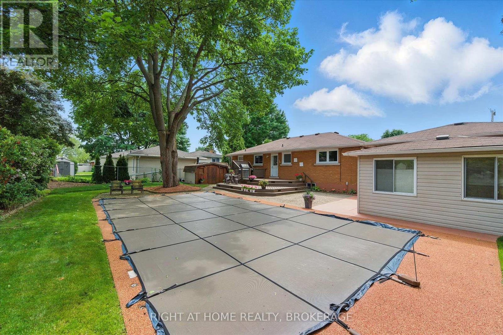 253 Nakoma Road, Hamilton, Ontario  L9G 1S8 - Photo 41 - X12217815