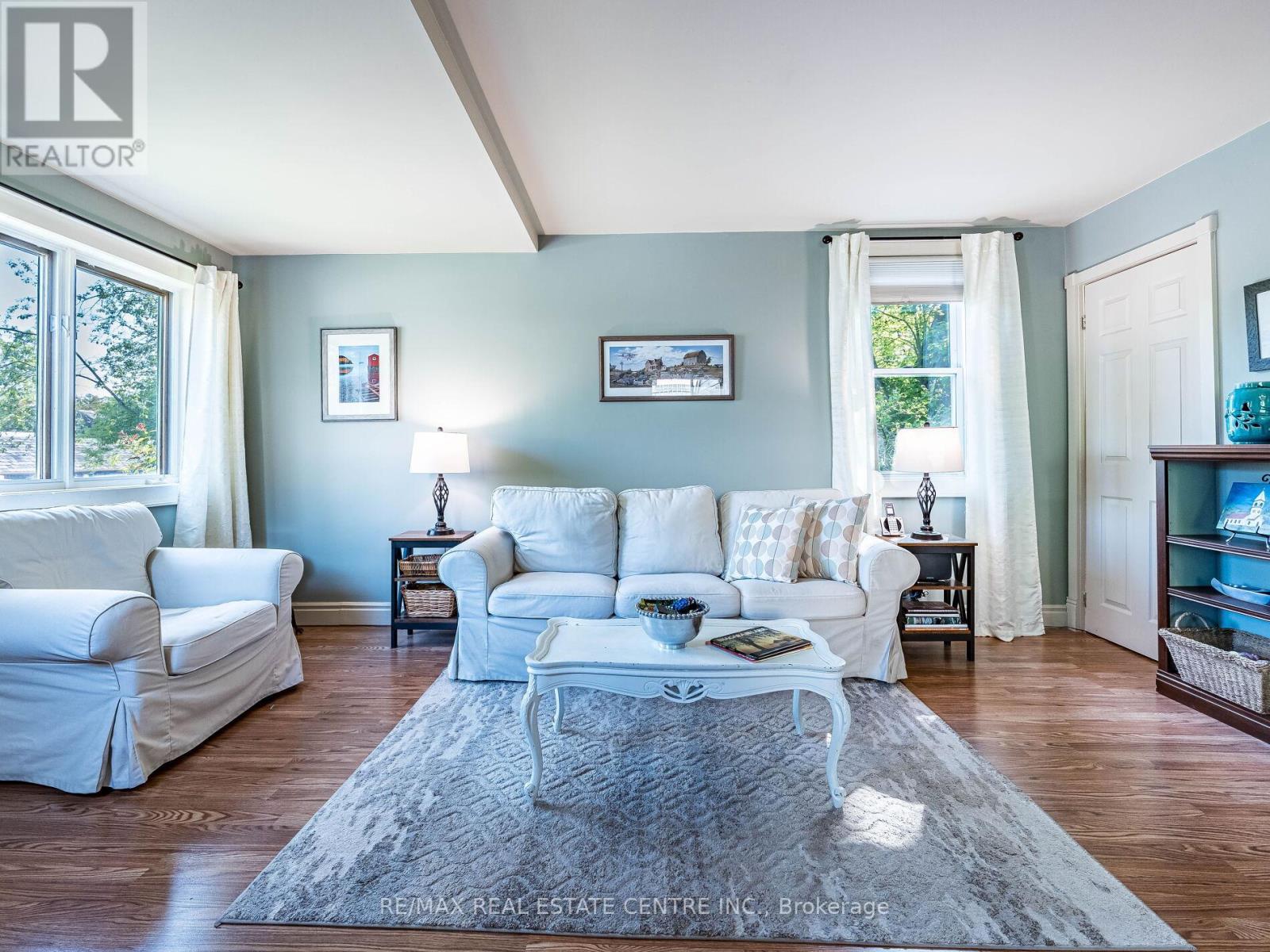 25 Highlander Street, Niagara-On-The-Lake, Ontario  L0S 1L0 - Photo 5 - X12217574